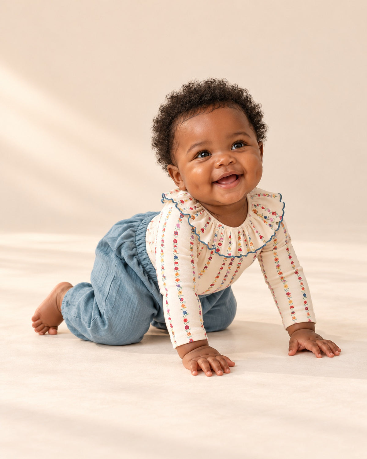 Briar Muslin Balloon Pants in Dusty Blue – natural pose