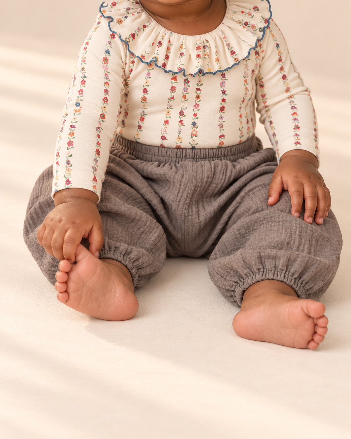 Briar Muslin Balloon Pants in Taupe – main