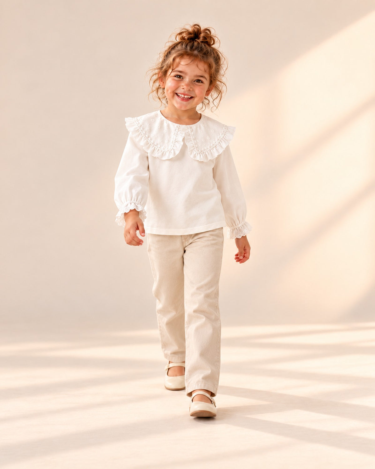 Girl at play in the ruffle collar blouse – White