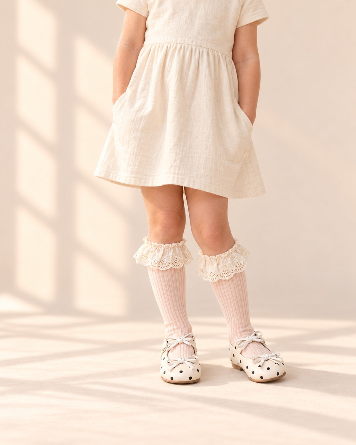 Cordelia Eyelet Ruffle Socks in Blush – main